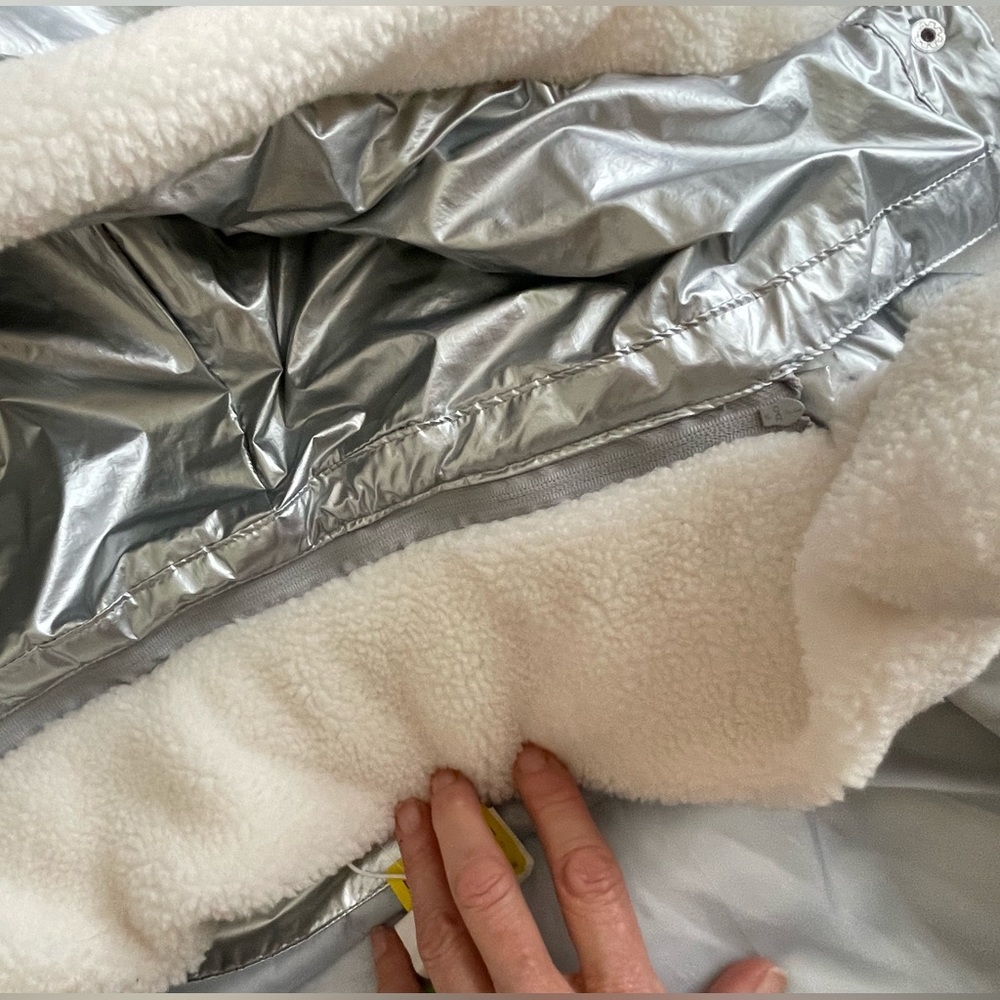 Sam Edelman METALLIC FLEECE TRIM HOODED PUFF COAT IN SILVER NWT - Picture 10 of 14